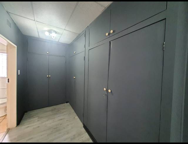 3 BEDROOM HOUSE FOR SALE IN VANDERBIJLPARK SE 2